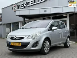Grijs, metallic lak Gebruikt 2013 Opel Corsa Cosmo Hatchback | € 4.950 (Eerlijke prijs)