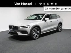 Grijs Gebruikt 2022 Volvo V60 CC Plus Stationwagen | € 49.940 (Eerlijke prijs)