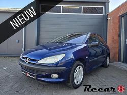 Gebruikt 2001 Peugeot 206 | € 1.499 (Eerlijke prijs)