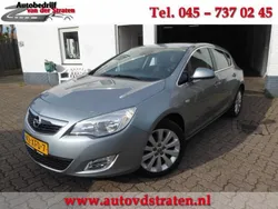 Grijs Gebruikt 2012 Opel Astra Cosmo Hatchback | € 6.950 (Eerlijke prijs)