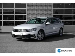 Zilver Gebruikt 2022 VW Passat Business Stationwagen | € 26.845 (Eerlijke prijs)