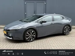 Storm grey Gebruikt 2023 Toyota Prius Hatchback | € 33.895 (Eerlijke prijs)