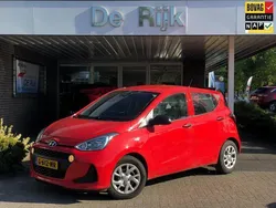 Rood Gebruikt 2019 Hyundai i10 Hatchback | € 7.995 (Super prijs)