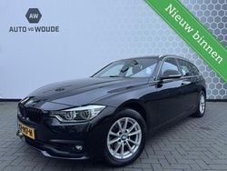 Zwart Gebruikt 2017 BMW 318 Executive Stationwagen | € 14.950 (Eerlijke prijs)