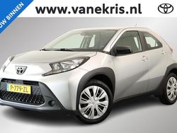 Zilver Gebruikt 2022 Toyota Aygo Play Hatchback | € 16.498 (Goede deal)