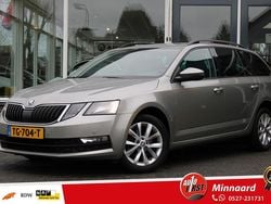 Grijs Gebruikt 2018 Skoda Octavia Business Line Stationwagen | € 9.800 (Goede deal)