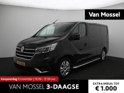 Zwart Gebruikt 2023 Renault Trafic Van | € 18.444 (Goede deal)