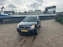 Grijs Gebruikt 2006 Ford Fusion Futura MPV | € 1.650 (Eerlijke prijs)