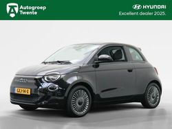 Zwart Gebruikt 2022 Fiat 500e Icon Hatchback | € 16.445 (Eerlijke prijs)