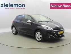 Blauw Gebruikt 2019 Peugeot 208 Signature Sky Hatchback | € 8.845 (Goede deal)