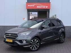 Grijs Gebruikt 2017 Ford Kuga ST-Line SUV | € 15.450 (Eerlijke prijs)