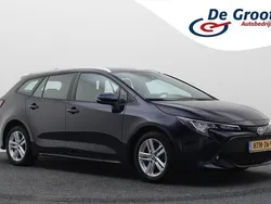 Blauw Gebruikt 2022 Toyota Corolla Comfort Stationwagen | € 19.950 (Goede deal)