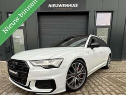 Wit (metallic) Gebruikt 2022 Audi A6 Competition Stationwagen | € 49.850 (Iets duurder)