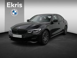 Zwart Gebruikt 2019 BMW 330e Executive Sedan | € 31.950 (Duur)