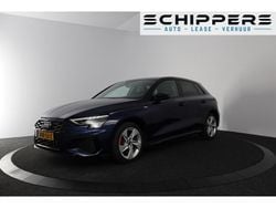 Blauw Gebruikt 2022 Audi A3 Competition Hatchback | € 29.900 (Super prijs)