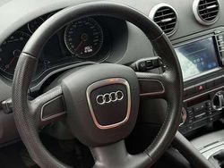 Zwart Gebruikt 2011 Audi A3 Ambition Hatchback | € 8.500