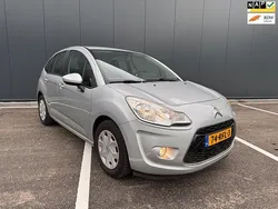 Grijs, metallic lak Gebruikt 2011 Citroën C3 Dynamique Hatchback | € 3.350 (Eerlijke prijs)