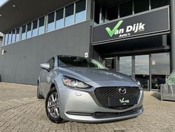 Grijs (metallic) Gebruikt 2022 Mazda 2 Hatchback | € 16.950 (Super prijs)