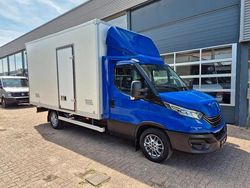Blauw Gebruikt 2022 Iveco Daily Van | € 30.950 (Super prijs)
