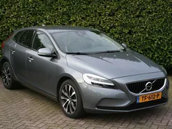 Grijs Gebruikt 2018 Volvo V40 Dynamic Stationwagen | € 21.500 (Eerlijke prijs)