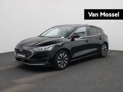 Zwart Gebruikt 2023 Ford Focus Titanium Hatchback | € 19.900 (Goede deal)