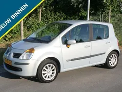 Grijs Gebruikt 2005 Renault Modus MPV | € 1.499 (Eerlijke prijs)