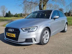 Zilver Gebruikt 2019 Audi A3 Design Hatchback | € 17.499