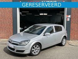 Grijs Gebruikt 2005 Opel Astra Enjoy Hatchback | € 2.250 (Iets duurder)