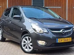 Grijs, metallic lak Gebruikt 2015 Opel Karl Cosmo Hatchback | € 4.350 (Eerlijke prijs)