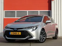 Grijs, metallic lak Gebruikt 2020 Toyota Corolla Business Edition Stationwagen | € 20.450 (Eerlijke prijs)