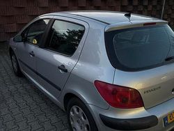 Grijs Gebruikt 2003 Peugeot 307 Hatchback | € 1.399 (Eerlijke prijs)