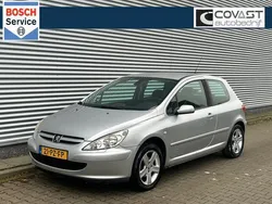 Grijs Gebruikt 2005 Peugeot 307 Griffe Hatchback | € 1.950 (Iets duurder)