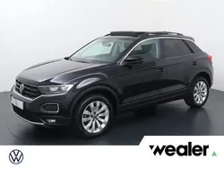 Zwart Gebruikt 2021 VW T-Roc Style SUV | € 24.440 (Eerlijke prijs)