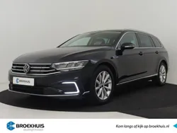 Zwart, metallic lak Gebruikt 2022 VW Passat Business Stationwagen | € 28.600 (Eerlijke prijs)
