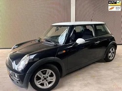 Zwart Gebruikt 2002 Mini ONE Salt Hatchback | € 1.650