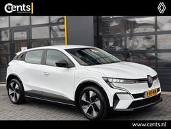 Wit Gebruikt 2022 Renault Mégane Equilibre Hatchback | € 22.900 (Eerlijke prijs)