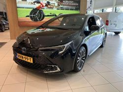 Zwart metallic Nieuw 2025 Toyota Corolla Stationwagen | € 36.945 (Duur)