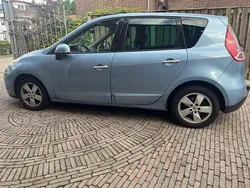 Blauw Gebruikt 2009 Renault Scénic III Dynamique MPV | € 2.999 (Eerlijke prijs)