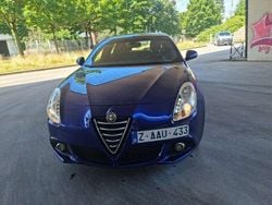 Blauw Gebruikt 2014 Alfa Romeo Giulietta Distinctive Hatchback | € 11.250 (Eerlijke prijs)
