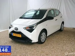 Wit Gebruikt 2020 Toyota Aygo Hatchback | € 8.995 (Goede deal)