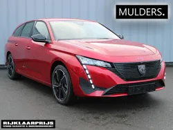 Rood Nieuw 2024 Peugeot e-308 Style Hatchback | € 35.944 (Iets duurder)