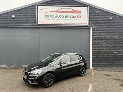 Zwart Gebruikt 2014 BMW 218 Executive Stationwagen | € 5.750 (Eerlijke prijs)