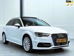 Wit Gebruikt 2015 Audi A3 Ambition Hatchback | € 12.950 (Eerlijke prijs)