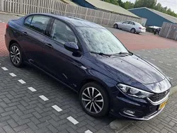 Blauw Gebruikt 2016 Fiat Tipo Lounge Sedan | € 8.500 (Goede deal)
