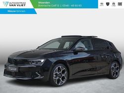 Diamond black Gebruikt 2025 Opel Astra Ultimate Hatchback | € 30.990