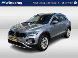 Grijs Gebruikt 2024 VW T-Roc Edition SUV | € 31.950 (Goede deal)