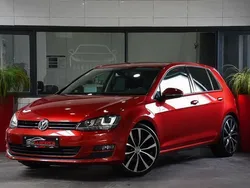 Rood Gebruikt 2015 VW Golf VII Highline Hatchback | € 12.450 (Duur)