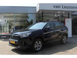 Zwart Gebruikt 2023 Toyota RAV4 SUV | € 40.400 (Goede deal)
