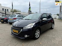 Blauw Gebruikt 2015 Peugeot 208 Style Hatchback | € 2.749 (Goede deal)
