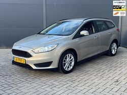 Grijs Gebruikt 2016 Ford Focus Trend Stationwagen | € 6.950 (Goede deal)